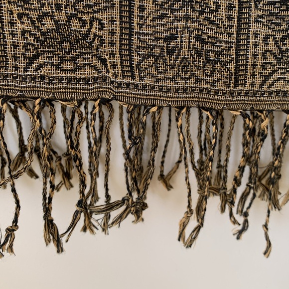 27 x 68 black gold shimmer metallic wrap scarf table runner throw - Picture 9 of 9